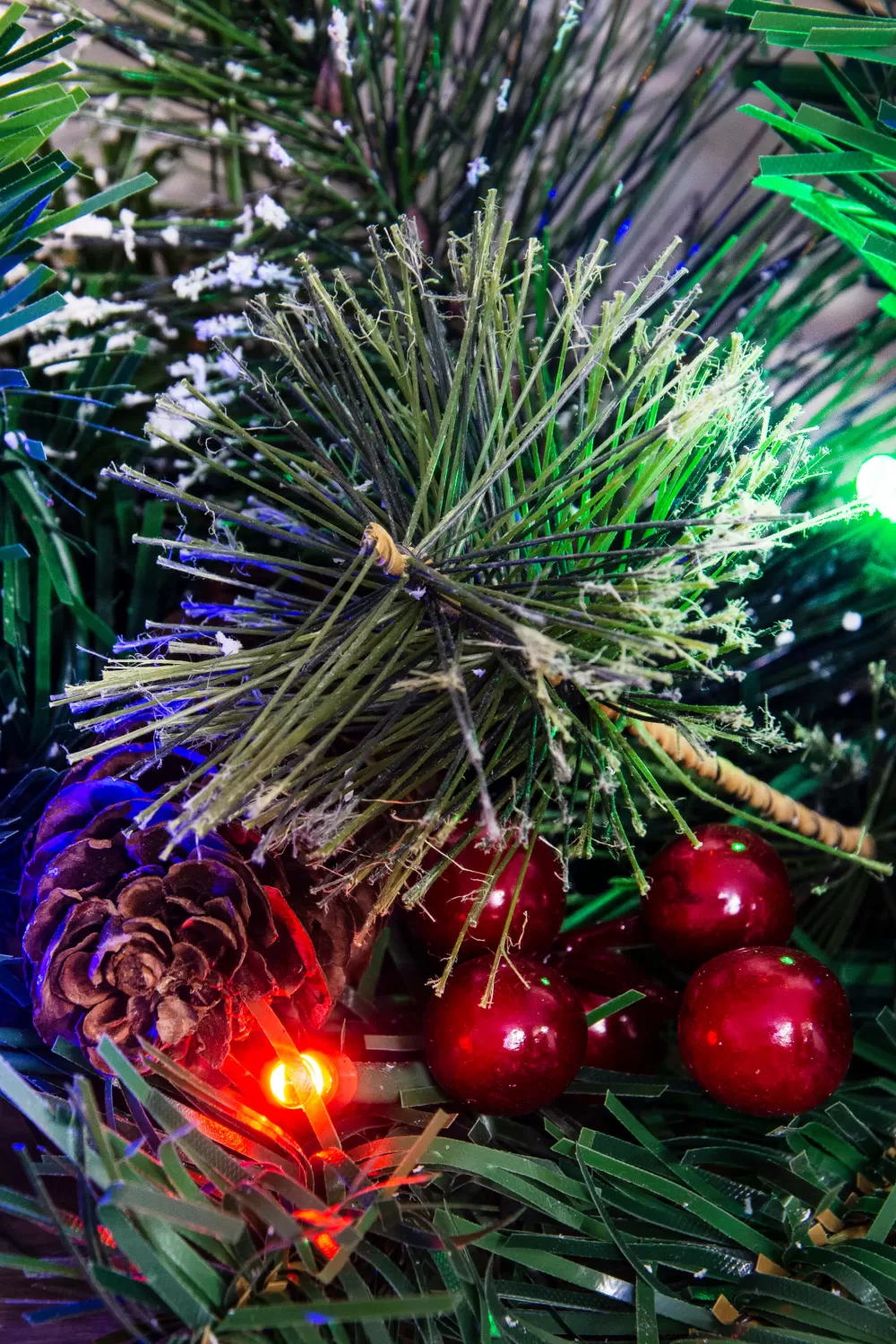 Christmas Tree World 180cm Pre-lit Decorated Mixed Pine Garland Warm White/Multicolour LEDs< Pre-Lit Christmas Garlands