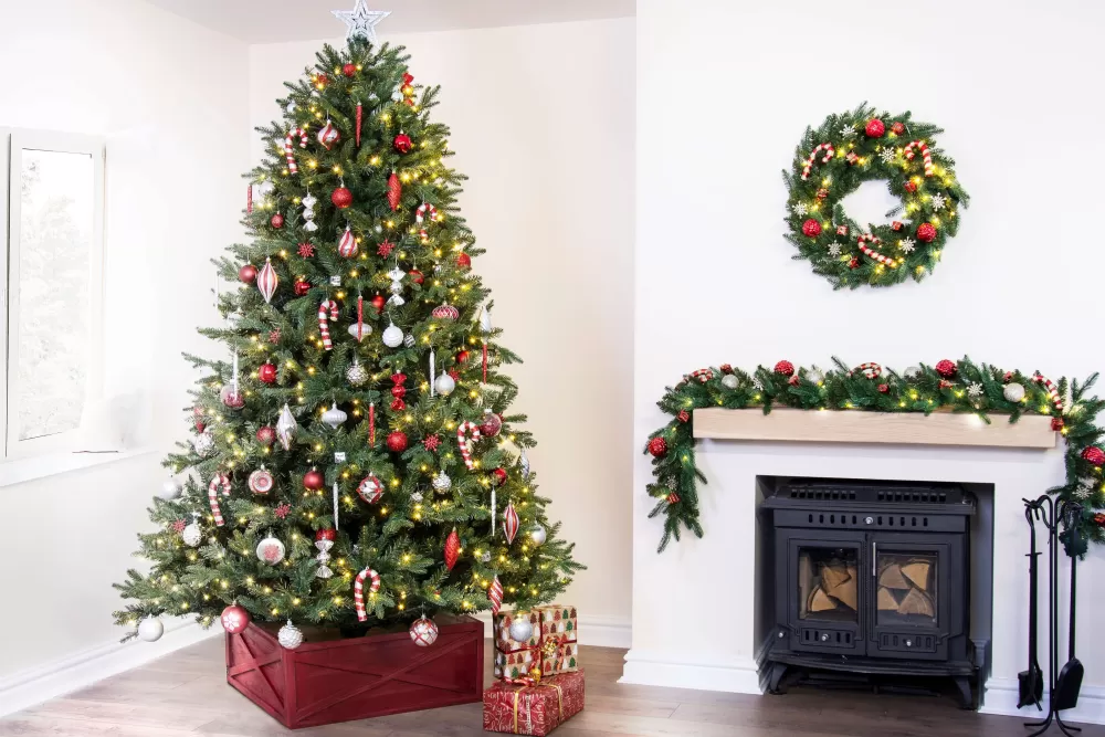 Christmas Tree World The 10ft Woodland Pine Tree - NI/IE< Large & Giant Artificial Christmas Trees Ireland | Large & Giant Christmas Trees In Northern Ireland