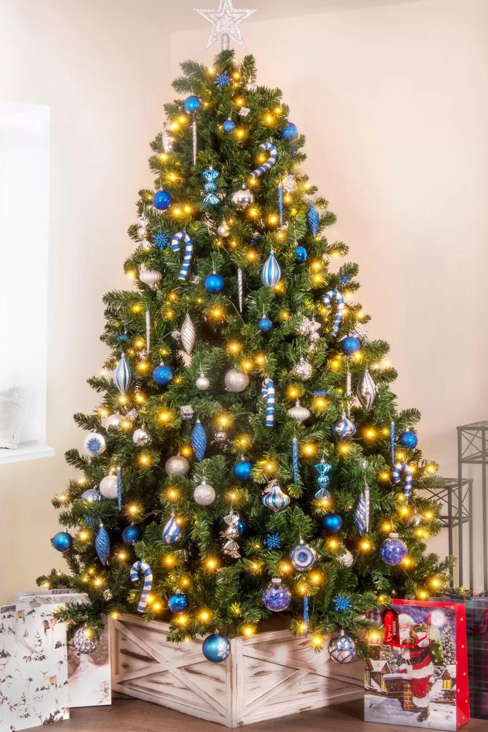 Christmas Tree World The 212pc Blue & Silver Full Heavy Coverage Bauble Set (8ft Trees)< 8 Foot Pre Lit Christmas Trees | Pre-Lit Christmas Trees