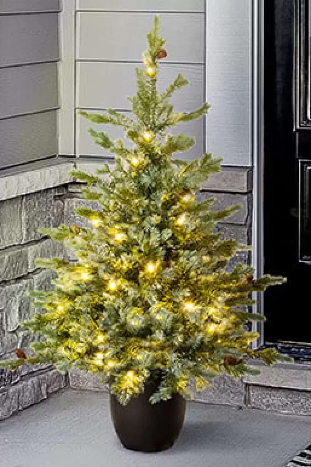 Christmas Tree World The 3ft Pre-lit Cairngorm Pine Potted Tree (Indoor/Outdoor)< 3 Foot Pre Lit Christmas Trees | Outdoor Christmas Trees