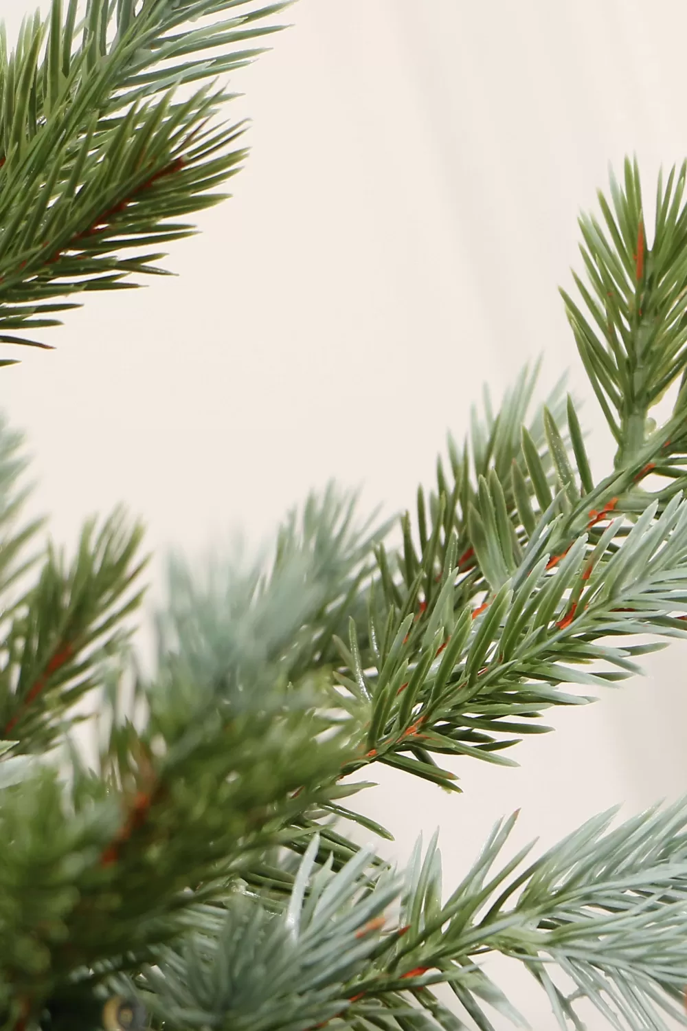 Christmas Tree World The 3ft Pre-lit Cairngorm Pine Potted Tree (Indoor/Outdoor)< 3 Foot Pre Lit Christmas Trees | Outdoor Christmas Trees