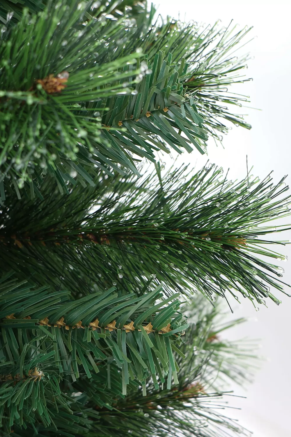 Christmas Tree World The 4ft Majestic Dew Pine Potted Tree (Indoor/Outdoor)< Outdoor Christmas Trees | Outdoor Artificial Trees