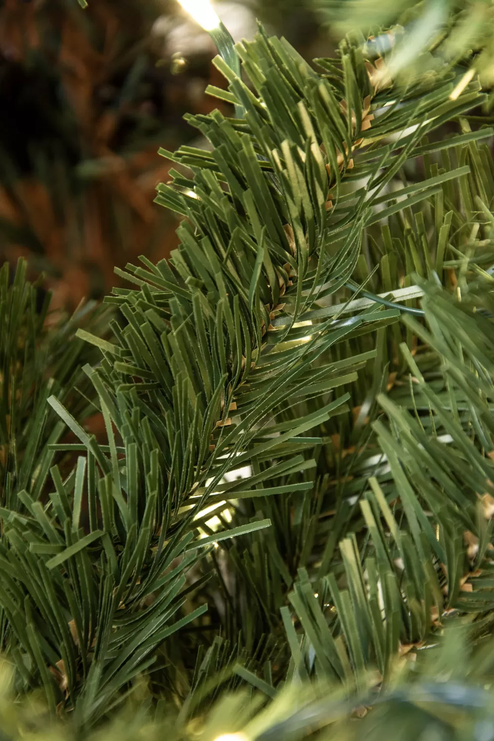 Christmas Tree World The Ultra-Lit Montagna Fir Tree (6ft To 8ft)< Pre-Lit Christmas Trees